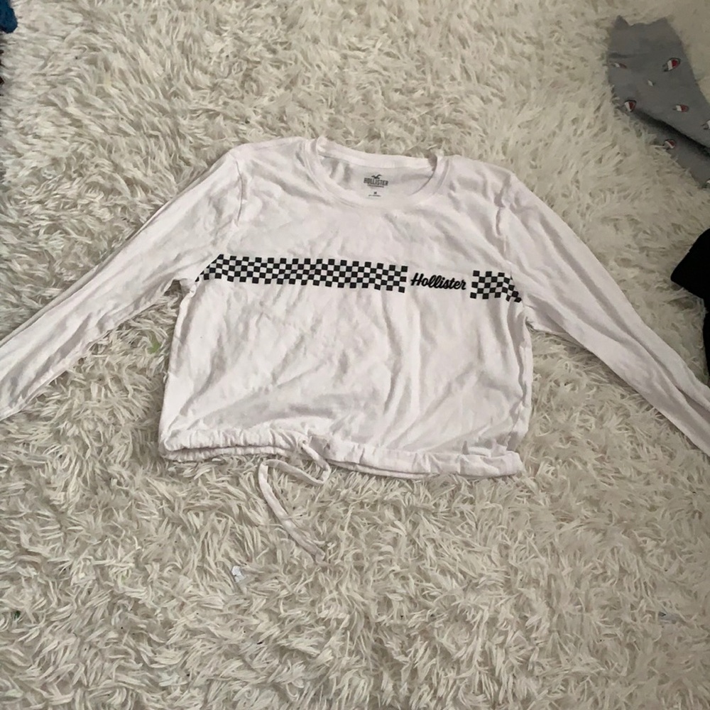 White cropped checkered Hollister long sleeve